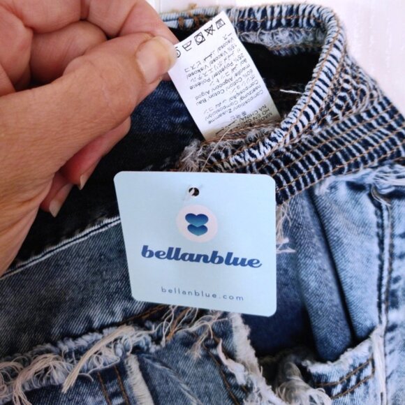 Stonewash Denim w/Fraying Crop Wide Leg Jeans & Stripe Sweater Bundle SZ Lg, NWT - Picture 12 of 16